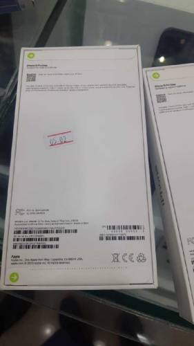 iPhone 15 pro max, 256 gbnatural titanium ColorJV, USA model,