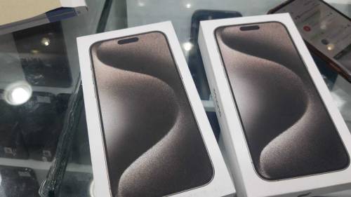 iPhone 15 pro max, 256 gbnatural titanium ColorJV, USA model,