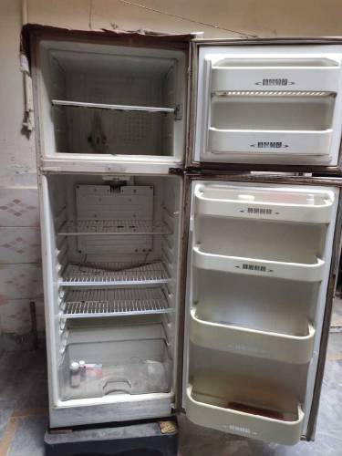 only fridge no system gas leakage