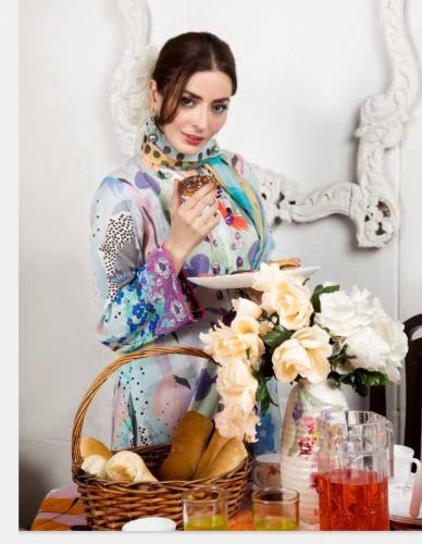 Mahnoor Clothes