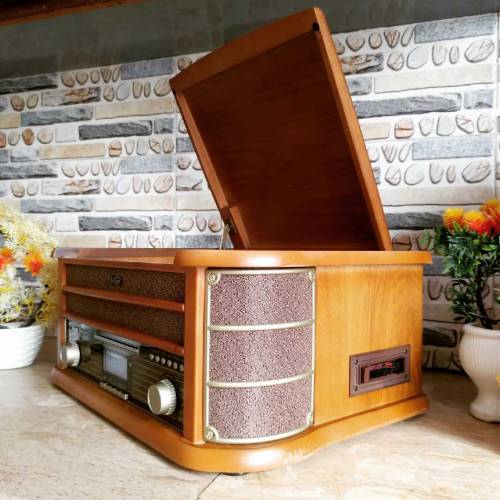 Steepletone Turntable Cassette Radio Bluetooth CD Player 