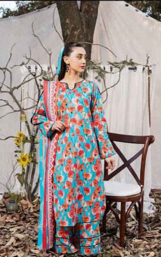 3 piece suits | unstich suit | lawn suits | summer collection