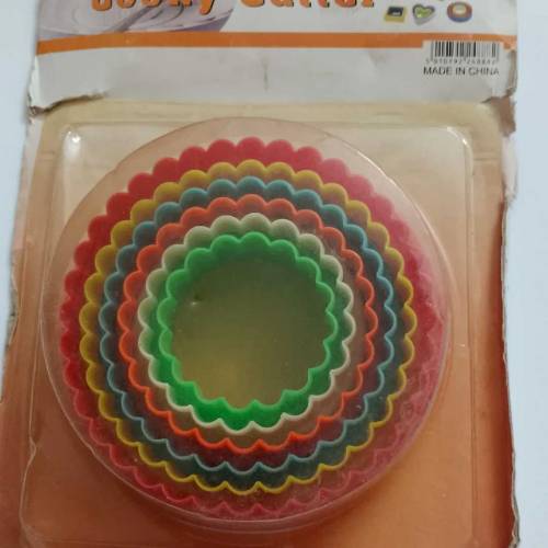kitchen related items chimta 