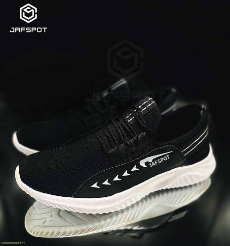 Men's fashion tennis shoes and other spory