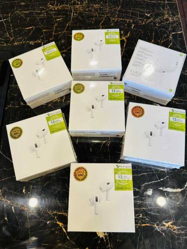 💫AIRPODS PRO 2 ANC BUZZAR TYPE C 698MAH MADE IN JAPAN WITH LANDYARD LO