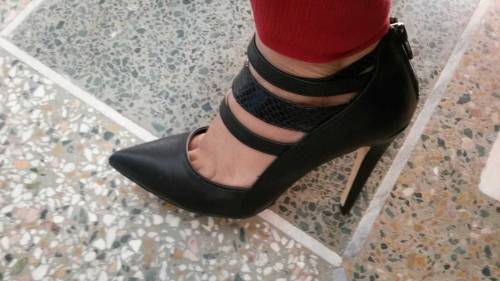 imported heels 37 size