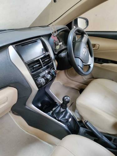 Toyota Yaris 2021 car