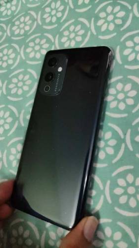 OnePlus 9