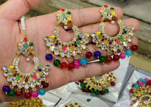 Multi colour kanta bindi set