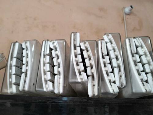 Apple Branded Keyboard with 2 USB Ports l