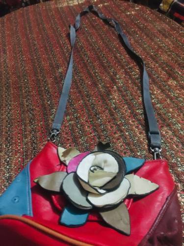 in low bugged lady bag