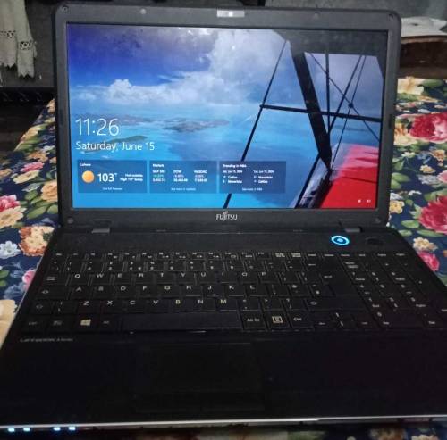 Fujitsu laptop urgent sale 