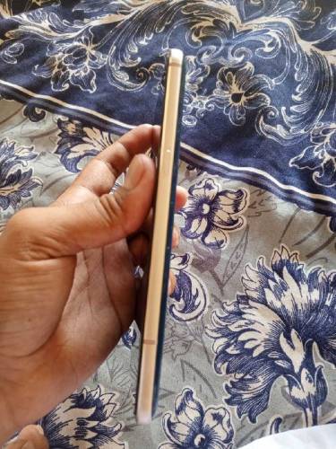 LG V60 Thinq 5G Official pta approved with original charger