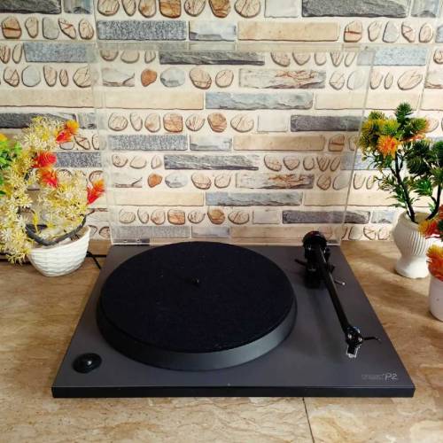 Rega P2  Turntable 