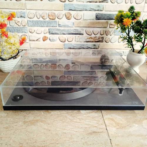 Rega P2  Turntable 