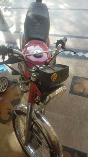 Honda 125 2010 model LAHORE NUMBER DOCUMENTS CLEAR