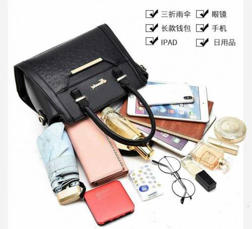 Master Quality Bag* *Restock to all colors*🎀 Lv 2 Pbdcrr Shoulder Bag 