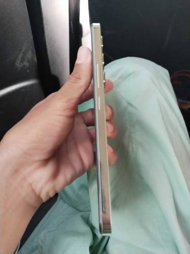 vivo y 100 one month used orignal condition 10/10