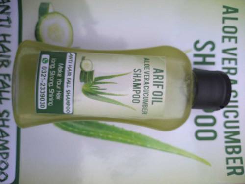 Shampoo with Aloe Vera and Turmeric to strengthen hair