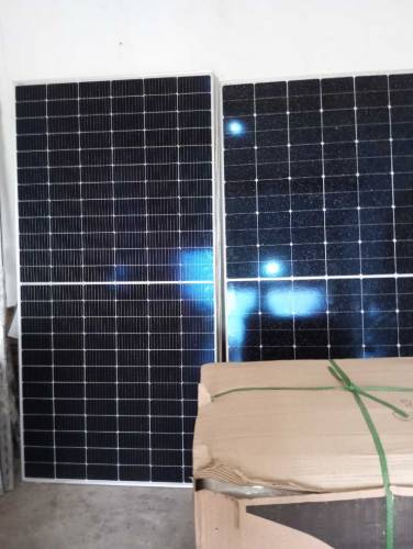 jinko solar A grade single glass 550 watt plate 