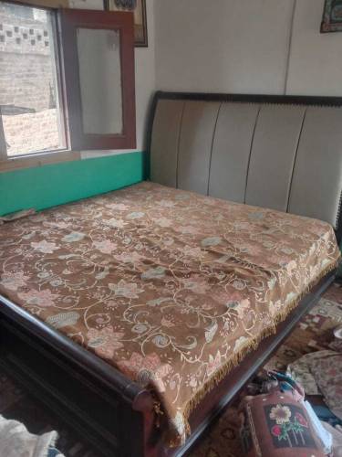 1bed saht matris 2 side table 1 singar maze 