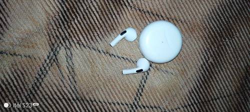 iphone Airpods