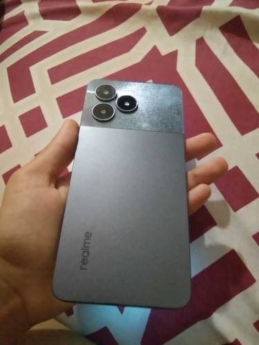 REALME NOTE 50 