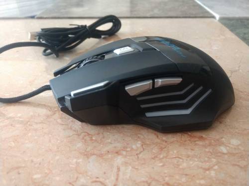 x8 mechanical wired gaming mouse
