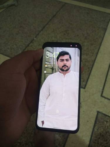 google pixel 4 ... 6/64 condition 10/7 