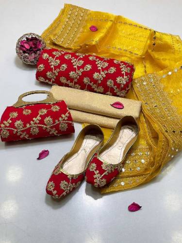Ayeshi's collection 