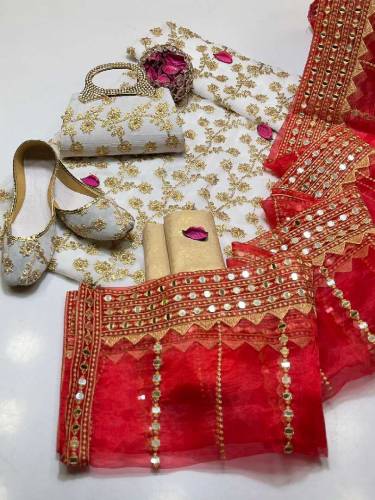 Ayeshi's collection 