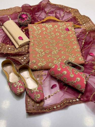 Ayeshi's collection 