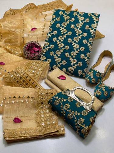 Ayeshi's collection 