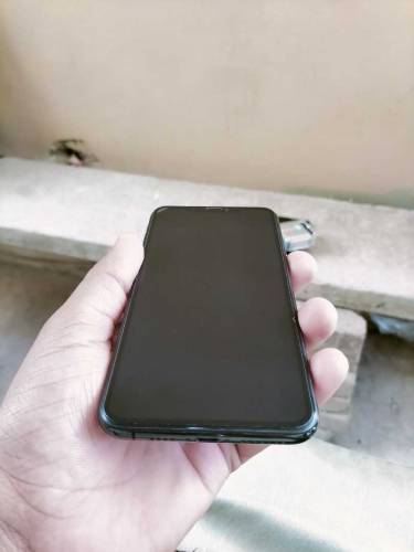 iphone x-s-max 