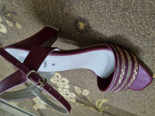 festive heels 