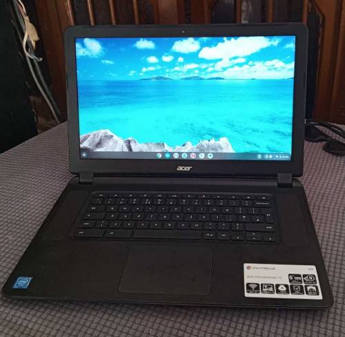 Acer Chrome Book 15.6'' Led4GB /16GB SSD Hard7 Sec On/OffFastet Wifi S