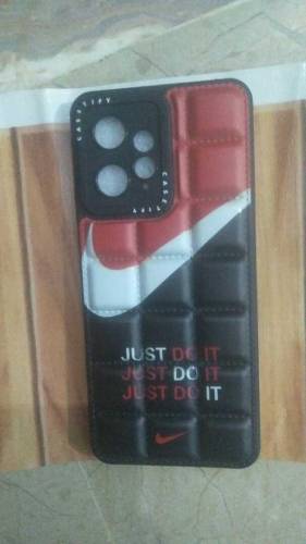 pouch rm  Note 12