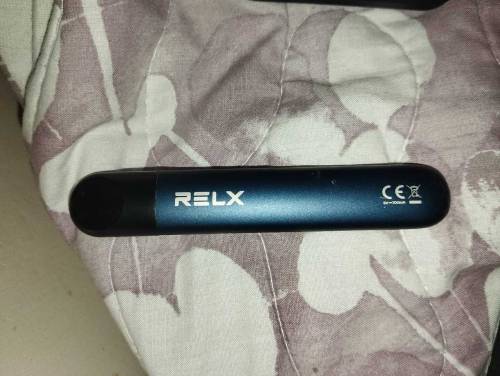 relx pod and vape pen 22