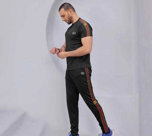 track suit availability in all colors and all design 