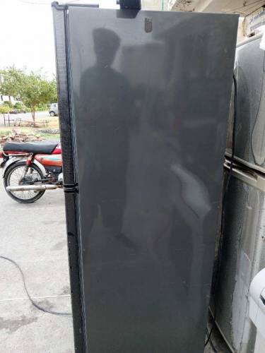 fridge medium size orient 