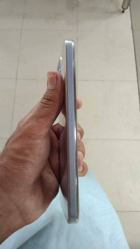 Vivo y17 s 4/128 PTA approval 11 maine warranty all okay 03465878455