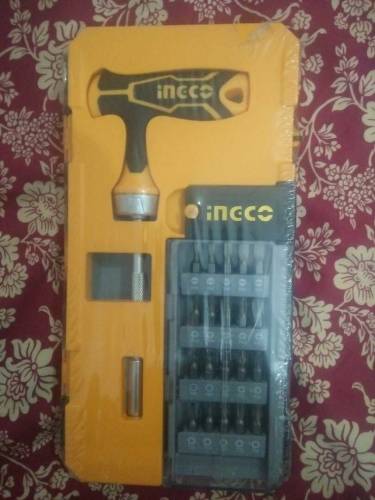 Ingco 25 pc screw driver set