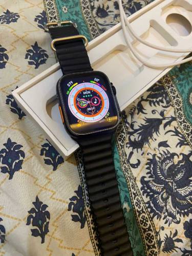 X8 ULTRA smart watch 1 year used 10/10 condition