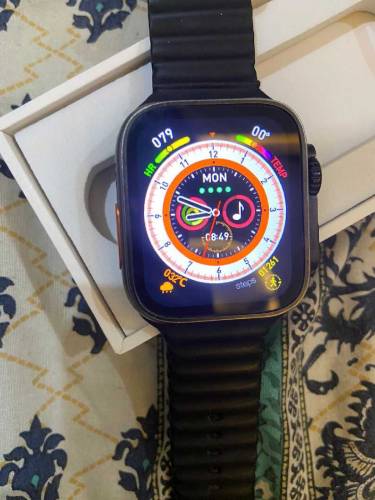 X8 ULTRA smart watch 1 year used 10/10 condition