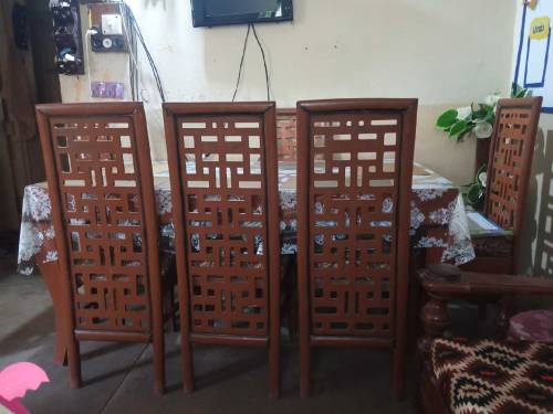 Dinning Table 