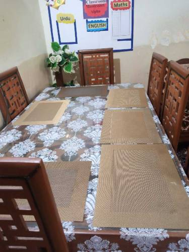 Dinning Table 
