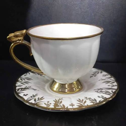 imported tea set with 6 cups and 6 saucers in high quality material 