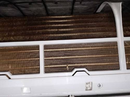 Haier dc inverter 1 5 ton bikl new condition 