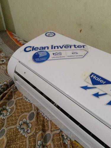 Haier dc inverter 1 5 ton bikl new condition 
