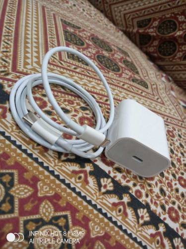 iPhone 14pro max Charger Cable 20watt new original with warranty
